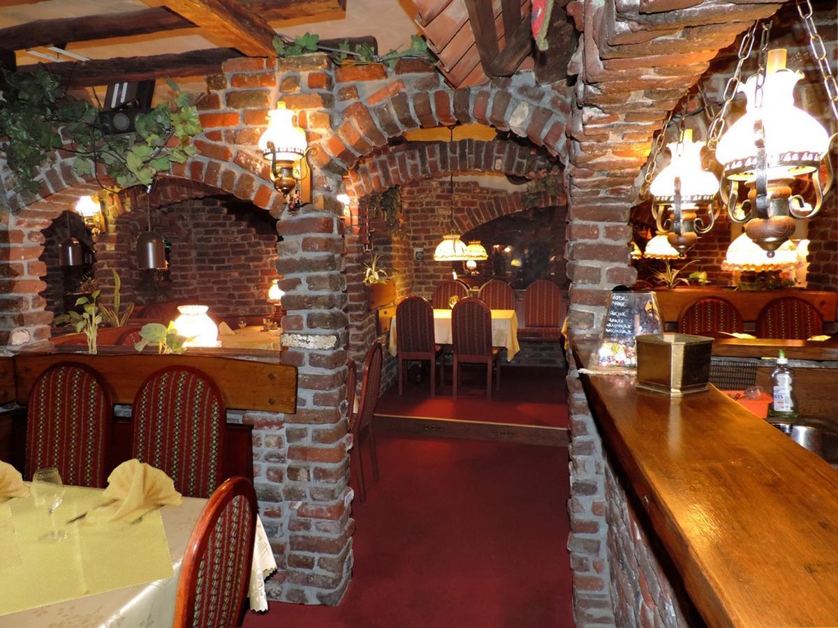 Hotel Restaurant Cristal Wintzenheim Zewnętrze zdjęcie